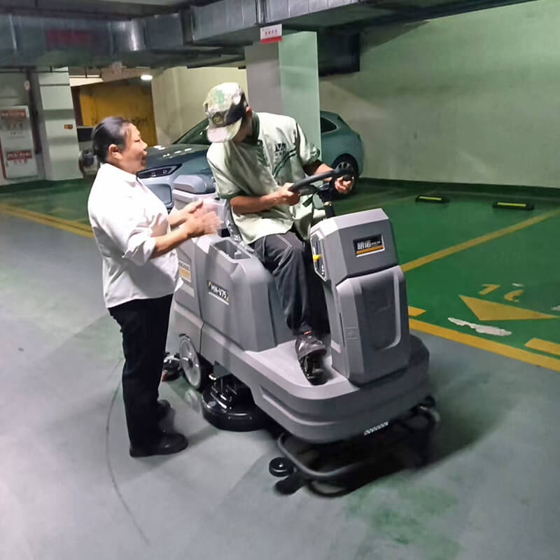 厦门友道和置业C150驾驶式扫地机MN-V75驾驶式洗地机